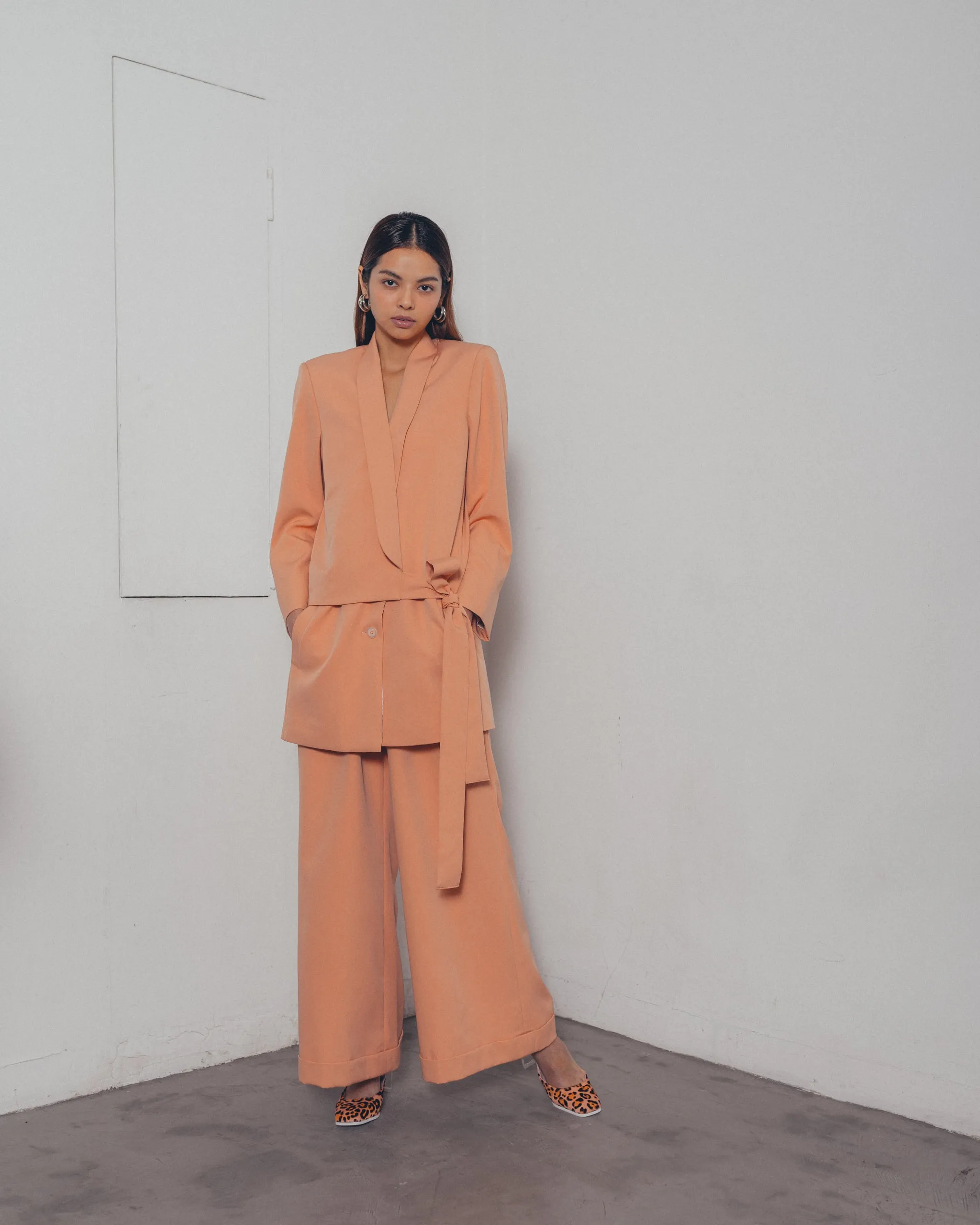 BLUSH TAILORED WIDE LEG PANTS