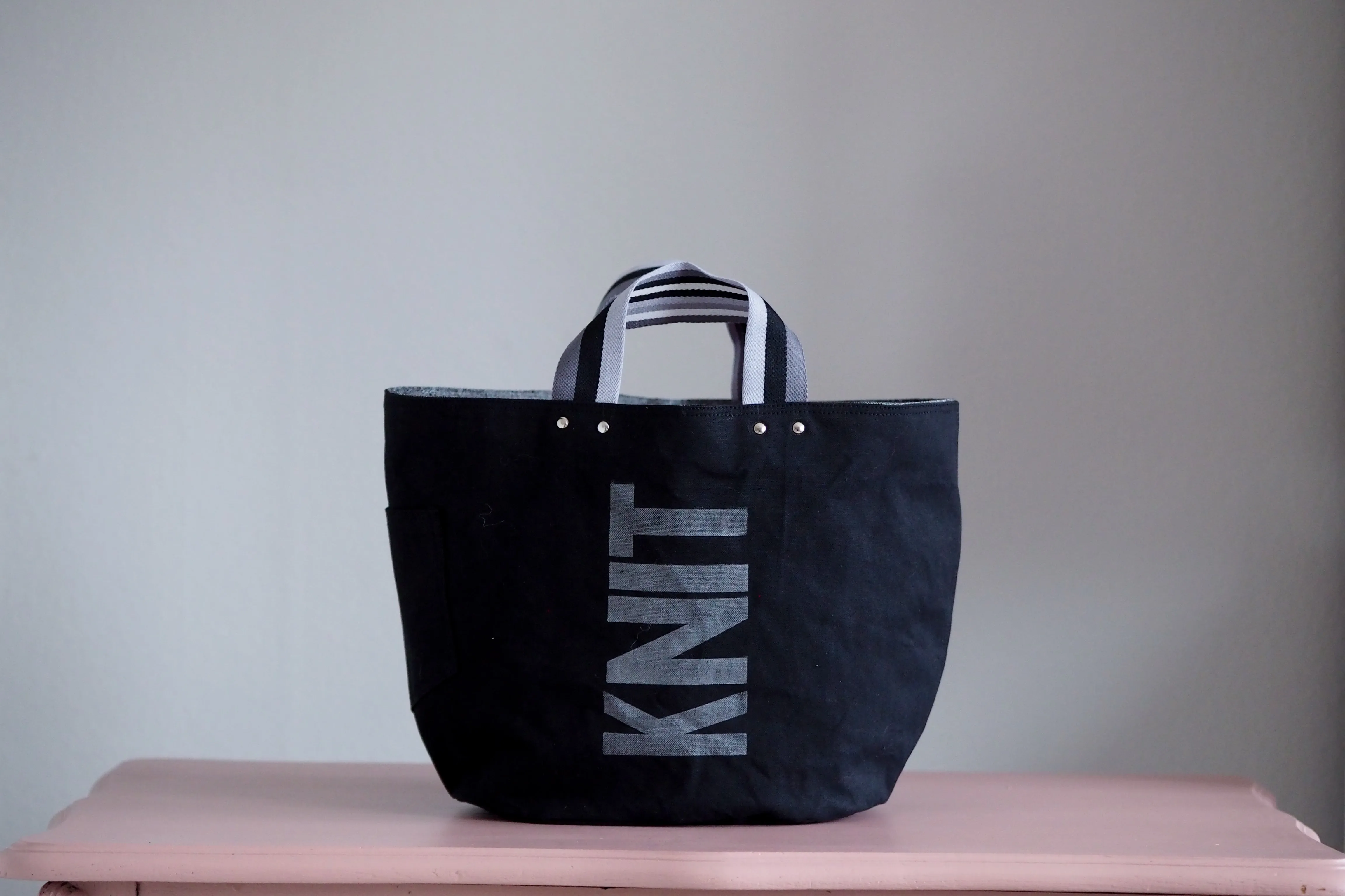 PRE ORDER UPDATE Tote Bag - Black - printed